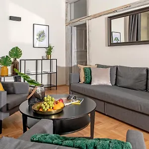 https://3d-florianska-15-apartament.krakowhotelspoland.com